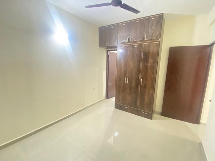 Room, pyramid-pride 2 Bedroom 680 Sq.Ft. Apartment In Sector 76 Gurgaon 8949262