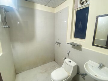 Bathroom in 2 BHK Apartment at Pyramid Pride, Sector 76 – for Rent