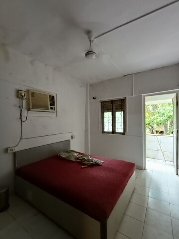 Room in 2 BHK Apartment at Nityanand Apartment, Andheri West – for Rent