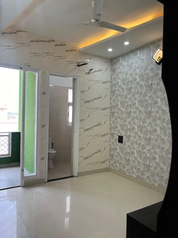 Bedroom in 3 BHK Builder Floor at Kishanpura – for Sale