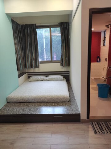 Bedroom in 3 BHK Apartment at Hillslope CHS, Pali Hill – for Rent