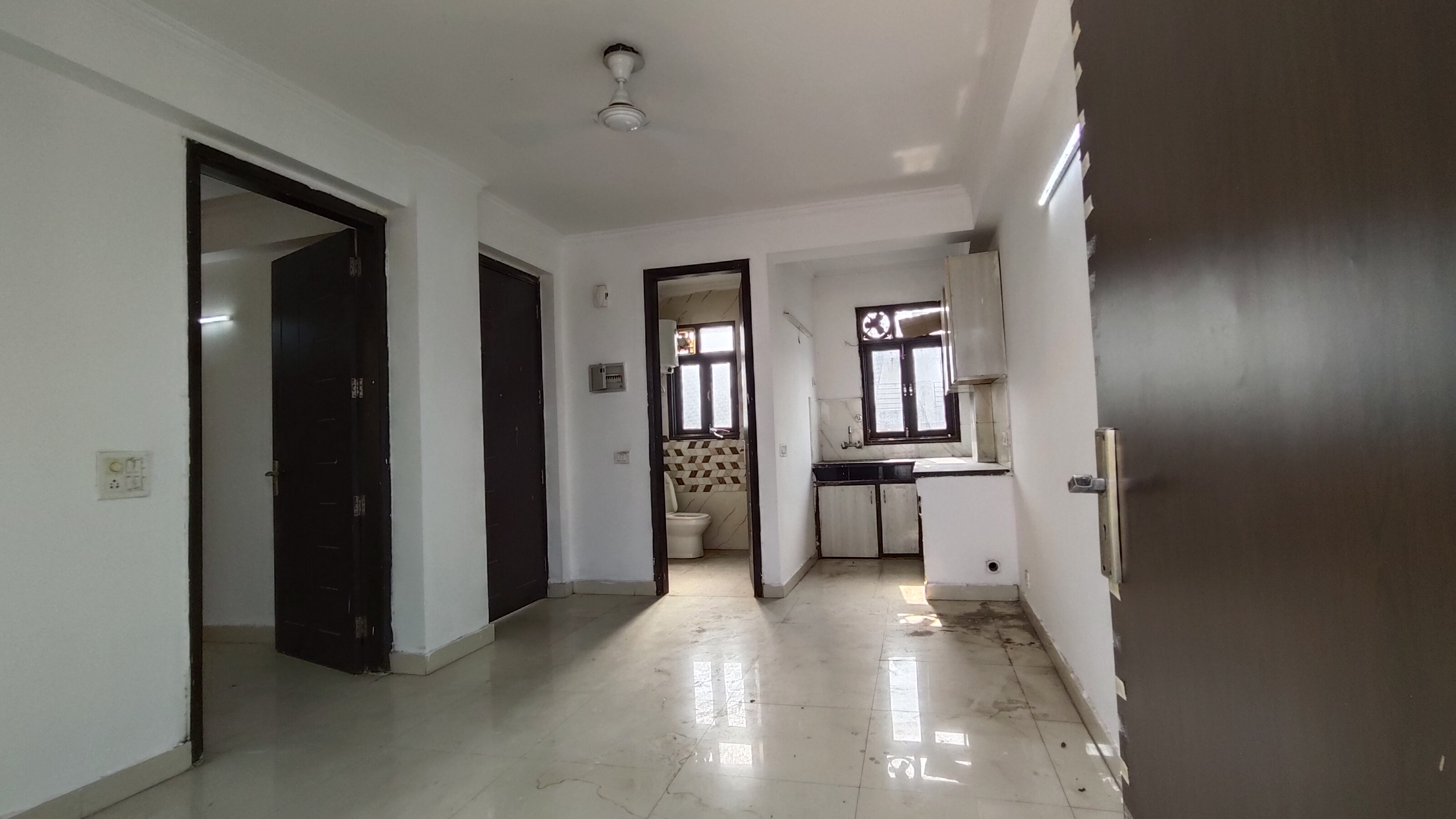1 BHK Builder Floor For Rent in Paryavaran Complex