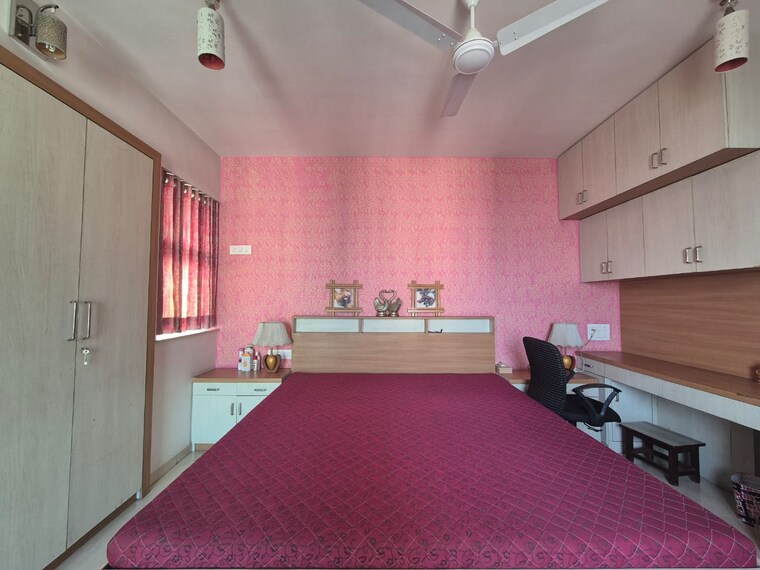 Bedroom, heranadani-meadows-gemini 3 Bedroom 1390 Sq.Ft. Apartment In Ghodbunder Road Thane 8949344