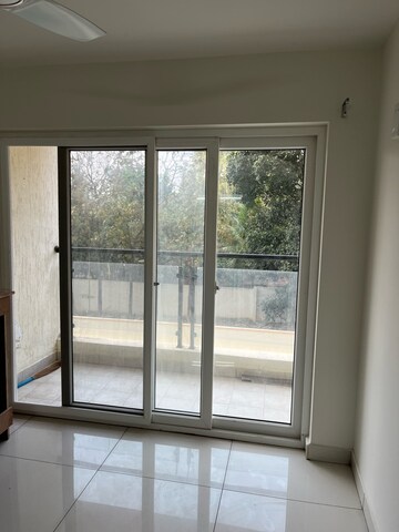 Room in 2 BHK Apartment at Mahaveer Celesse, Hunasamaranahalli – for Rent