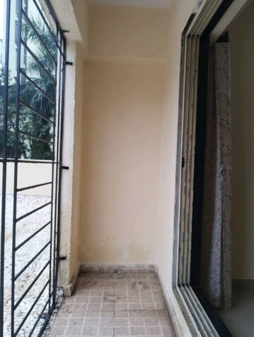 Building Lobby in 2 BHK Apartment at Prathamesh Heritage, Mira Road – for Sale