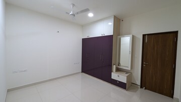 Room in 2.5 BHK Apartment at Prestige Tranquil, Kokapet – for Rent
