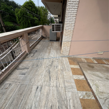Balcony in 3 BHK Builder Floor at Ansal Plaza Sector-23, Carterpuri Village – for Rent