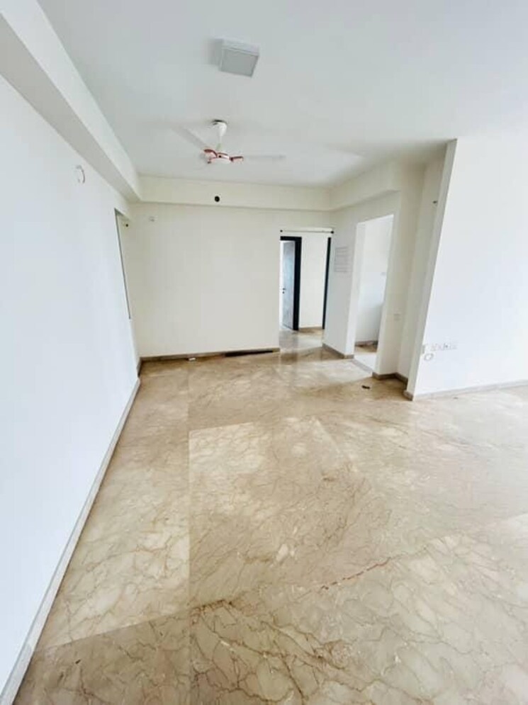 Room, rustomjee-summit 3 Bedroom 1173 Sq.Ft. Apartment In Borivali East Mumbai 8949381