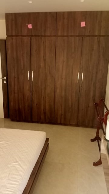 Bedroom in 1 BHK Apartment at Manju Mahal Apartment, Pali Hill – for Rent