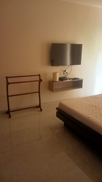 Living Room in 1 BHK Apartment at Manju Mahal Apartment, Pali Hill – for Rent