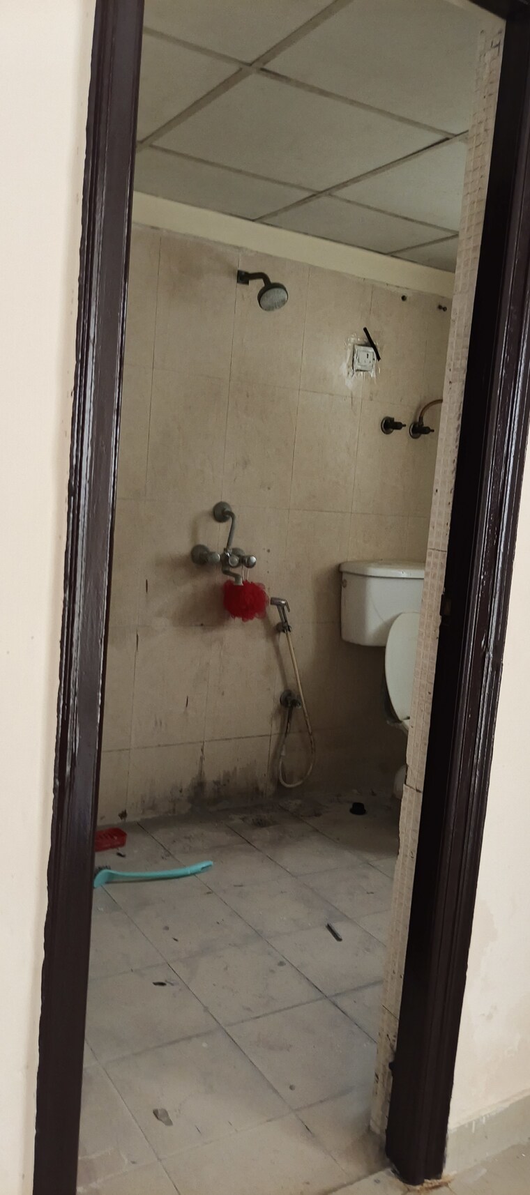 Bathroom, balaji-foster-heights 4 Bedroom 2100 Sq.Ft. Apartment In Sain Vihar Ghaziabad 8949392