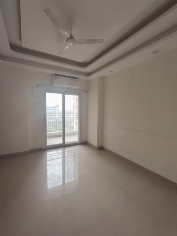 Building Lobby in 3 BHK Apartment at Ramprastha Platinum Height, Ramprastha Greens – for Rent