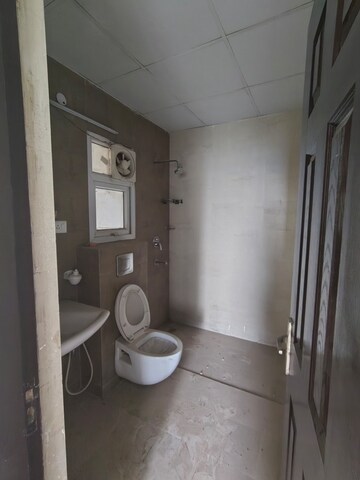 Furnished Amenities in 3 BHK Apartment at Ramprastha Platinum Height, Ramprastha Greens – for Rent