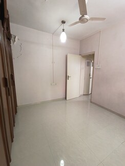 1 BHK + Study Room Apartment For Sale in Colaba