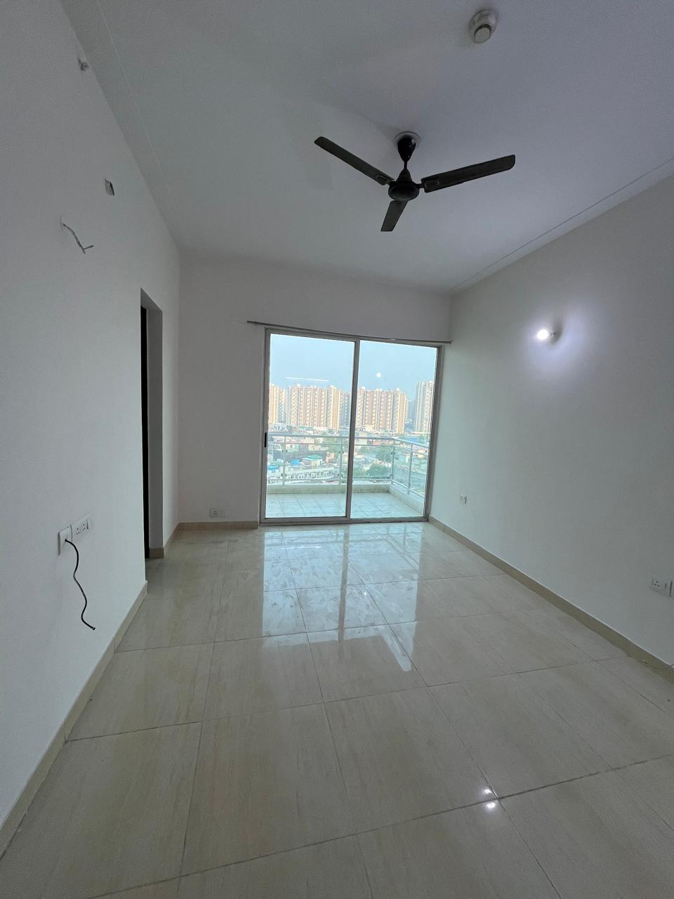 3 BHK + Pooja Room 811 Sq.Ft. Apartment in Gaur City 2 - 12th Avenue