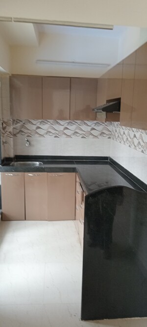 Bathroom in 2 BHK Apartment at Platinum Tower 1, Andheri West – for Sale