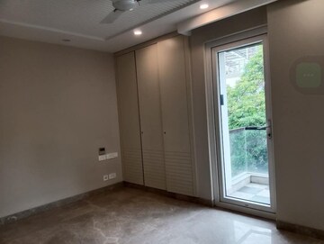 Room in 4 BHK Builder Floor at Boutique Residential Apartments A-4 1, Vasant Vihar – for Rent