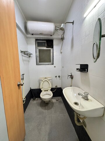 Bathroom in 3 BHK Apartment at Sindhi Society, Chembur – for Rent