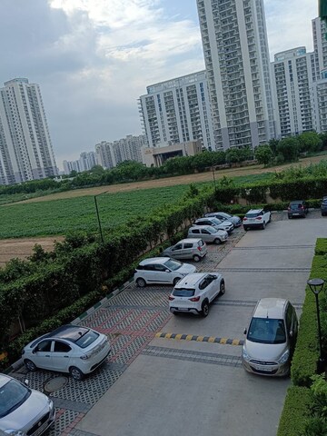 Parking in 3 BHK Apartment at Signature Global Synera, Sector 81 – for Rent