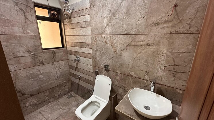 Bathroom, jpv-pratap-elegance 2 Bedroom 750 Sq.Ft. Apartment In Vile Parle West Mumbai 8949474