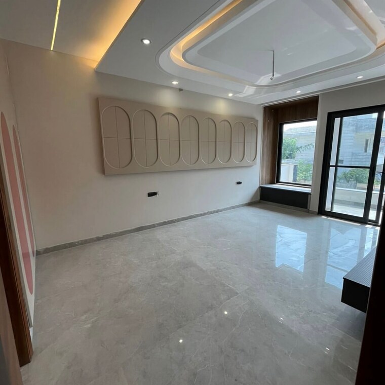 Room, sector 85 4 Bedroom 3150 Sq.Ft. Builder Floor In Sector 85 Faridabad 8949482