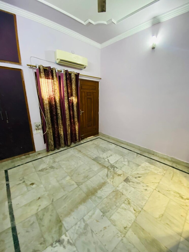 Room, sitapur road 2 Bedroom 1700 Sq.Ft. Villa In Sitapur Road Lucknow 8949483