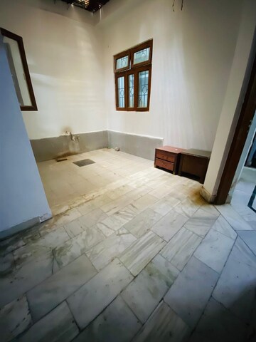 Bedroom in 2 BHK Villa at Sitapur Road – for Rent