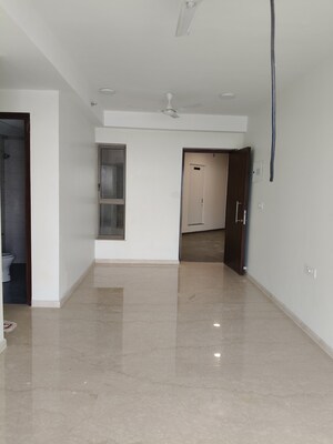 Building Lobby in 4 BHK Apartment at Kalpataru Paramount, Kapur Bawdi – for Sale
