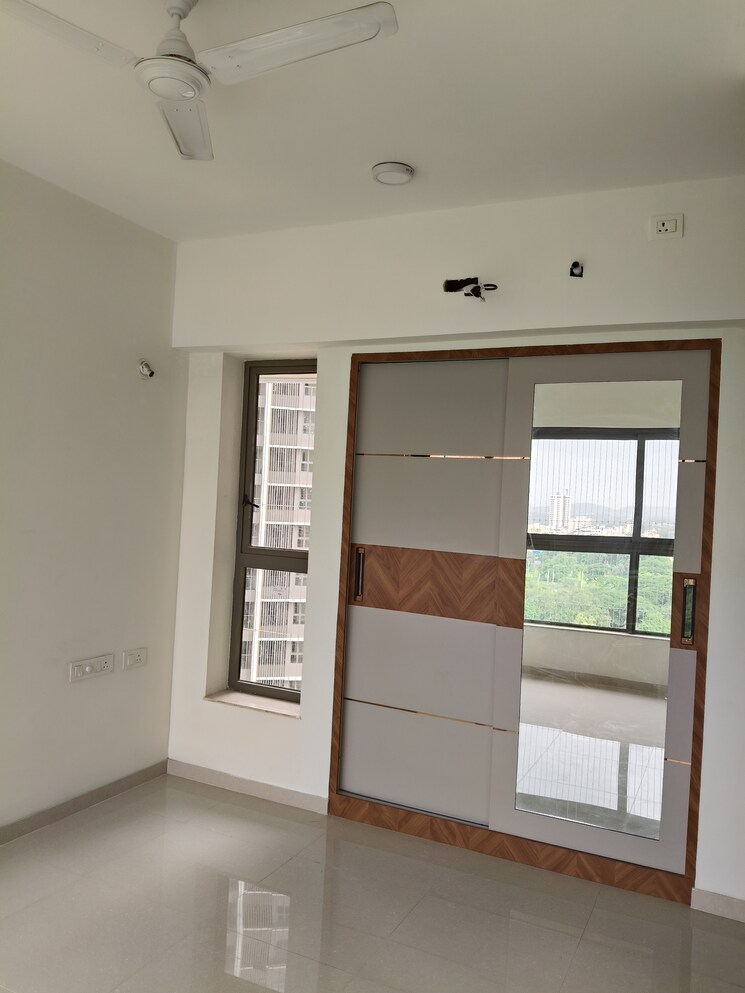 Room, kalpataru-paramount 4 Bedroom 1422 Sq.Ft. Apartment In Kapur Bawdi Thane 8949484