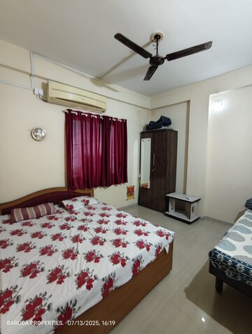 Bedroom in 2 BHK Apartment at Gotri – for Rent