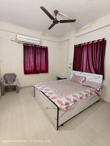 Bedroom in 2 BHK Apartment at Gotri – for Rent