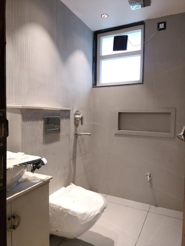 Bathroom in 4 BHK Apartment at Sector 4 Dwarka – for Sale