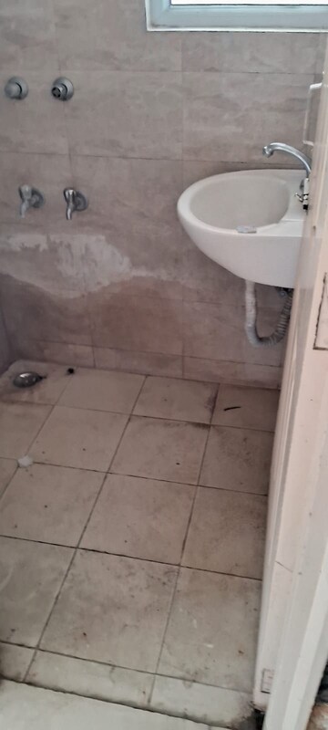 1 BHK Apartment For Rent in Wave Dream Homes, Wave City