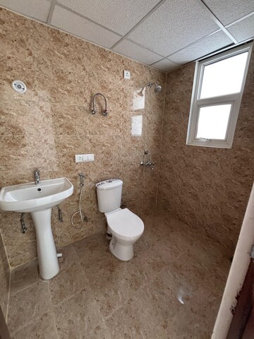 Bathroom in 3 BHK Apartment at Omaxe R2, Gomti Nagar – for Rent