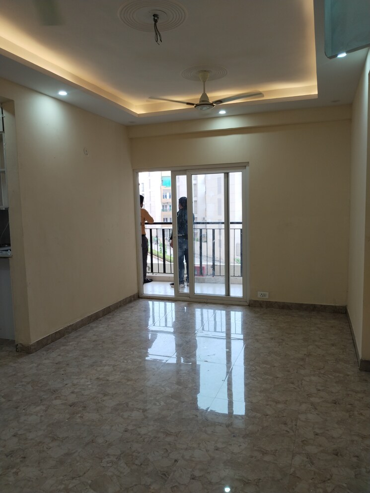 Room, amrapali-terrace-homes 3.5 Bedroom 1600 Sq.Ft. Apartment In Tech Zone 4 Greater Noida Greater Noida 8949522