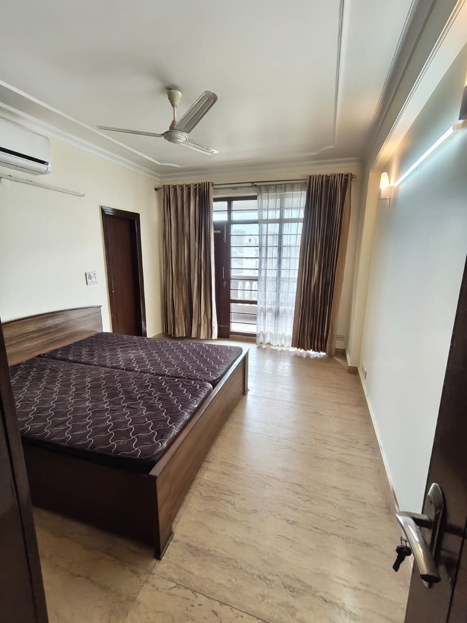 3 BHK + Pooja Room 2400 Sq.Ft. Apartment in The New Greenwood