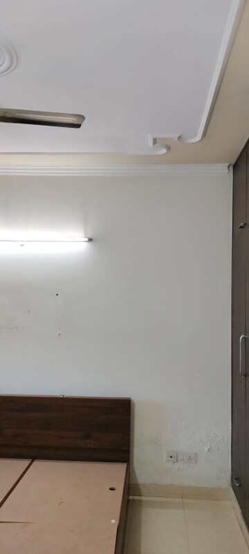 Room in 3 BHK Apartment at Park Royal Apartment, Sector 56 – for Rent