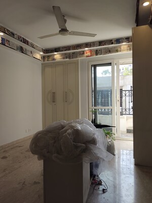 Furnished Amenities in 4 BHK Builder Floor at Greater Kailash I – for Sale