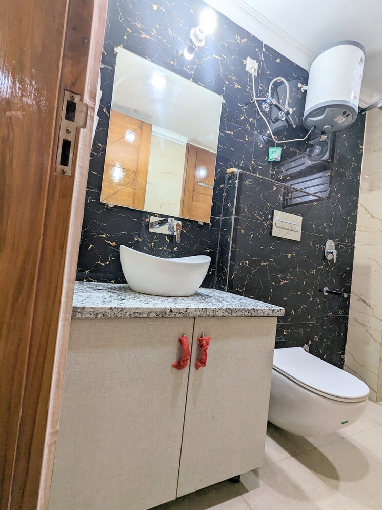 Master Bedroom, park-royal-apartment 3.5 Bedroom 1885 Sq.Ft. Apartment In Sector 56 Gurgaon 8949536