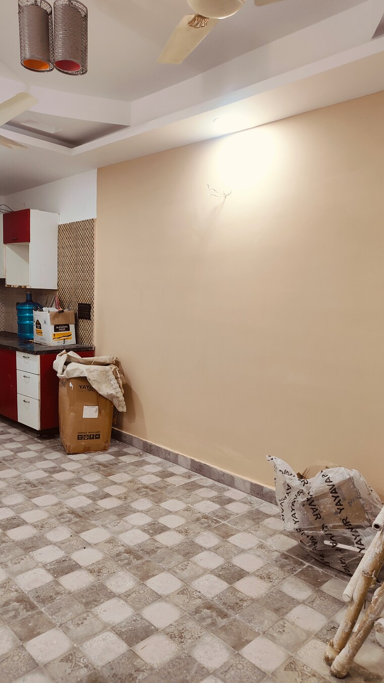 Living Room, sector 104 1 Bedroom 450 Sq.Ft. Builder Floor In Sector 104 Noida 8949554