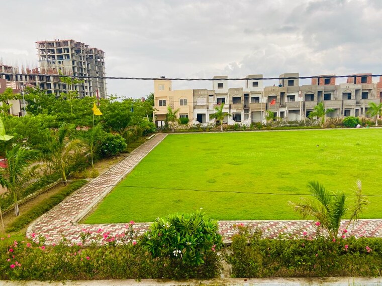 Garden, wing-lucknow-greens-villas  1550 Sq.Ft. Plot In Sultanpur Road Lucknow 8949570