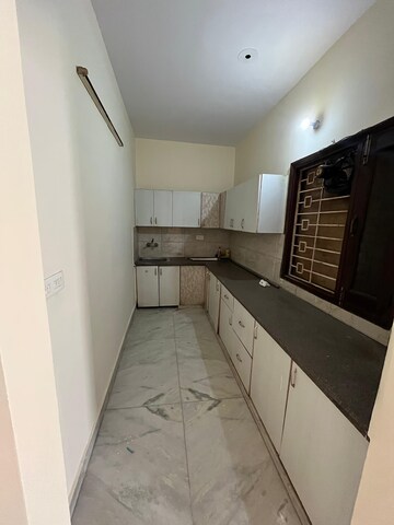 Kitchen in 2 BHK Builder Floor at Sector 38 – for Rent
