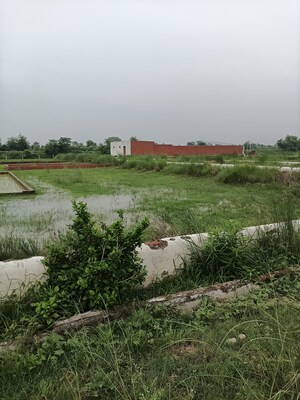Plot Area in  Plot at Agra Expressway – for Sale