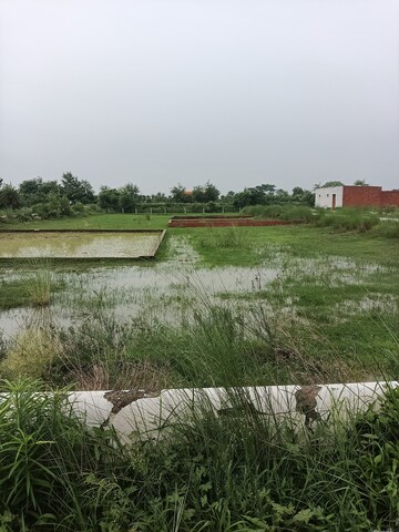 Plot Area in  Plot at Agra Expressway – for Sale
