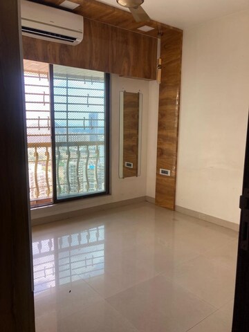 Master Bedroom in 3 BHK Apartment at Paradise Sai Spring, Kharghar Sector 35g – for Sale