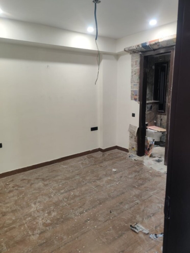 Room, rwa-apartments-sector-26 2 Bedroom 1650 Sq.Ft. Independent House In Sector 26 Noida 8949587