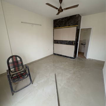 Room in 3 BHK Apartment at Piedmont Taksila Heights, Sector 37c – for Rent