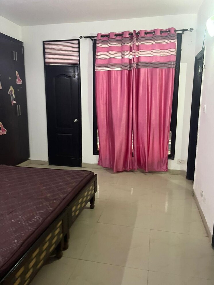 Bedroom, maya-garden-city 3 Bedroom 1852 Sq.Ft. Apartment In Lohgarh Zirakpur 8949643