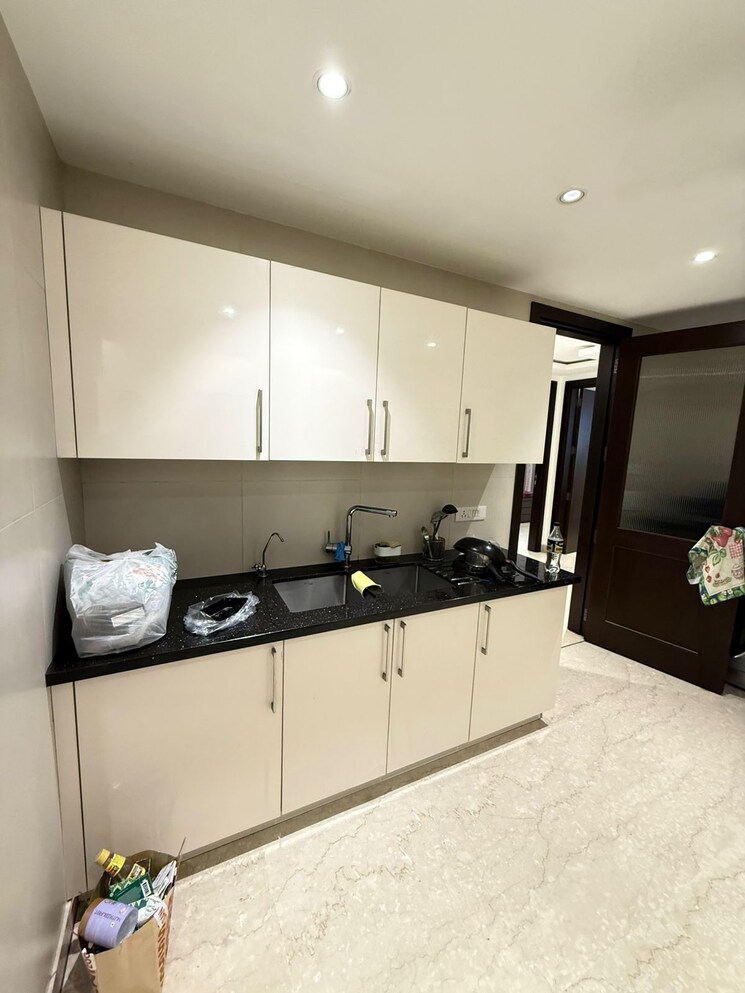 Kitchen, hauz khas enclave 4 Bedroom 2500 Sq.Ft. Builder Floor In Hauz Khas Enclave Delhi 8949660