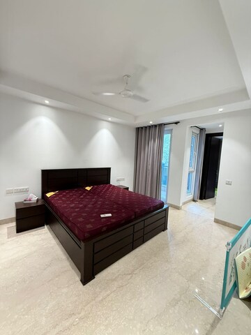 Bedroom in 4 BHK Builder Floor at Hauz Khas Enclave – for Rent